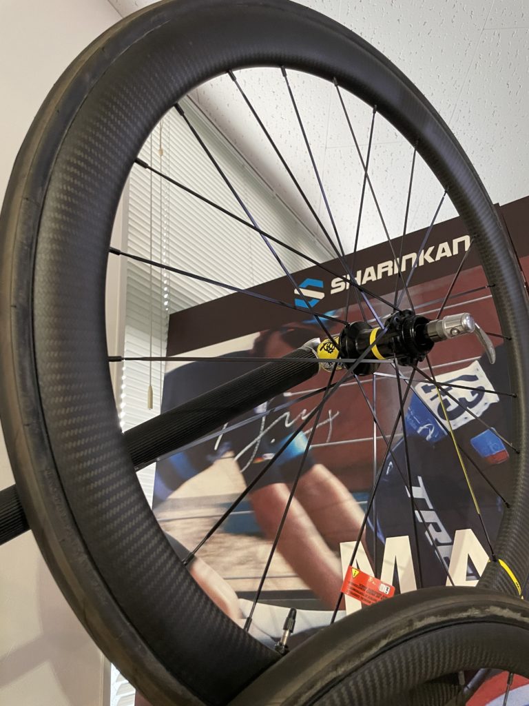 COSMIC PRO CARBON DISC UST 45mm 1,650g ¥242,000